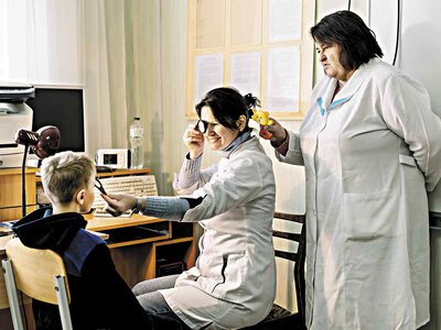 Коли лікар їде до дитини: у Макарові фахівці «Охматдиту» провели комплексні медичні огляди дітей