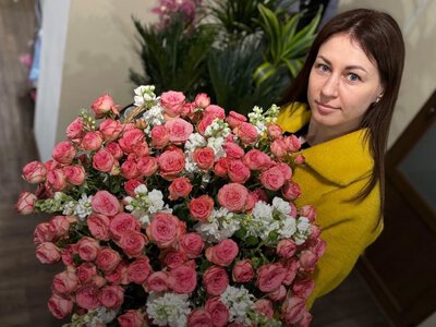 Від 10 днів роботи до власної справи - як грант допоміг квітковому бізнесу в Тростянці