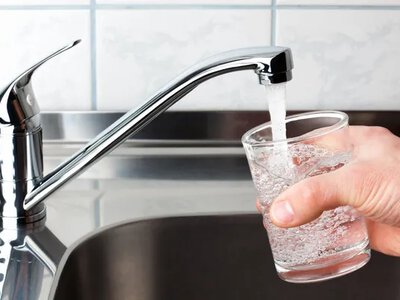 У Києві на правому березі через знеструмлення виникли перебої з водою