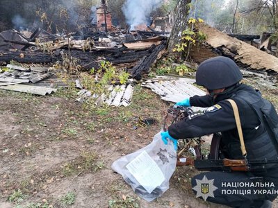 Через ворожі обстріли у Шосткинському районі пошкоджені житлові будинки та автомобілі