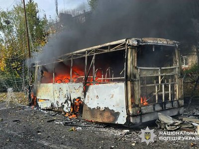 Рашисти завдали бомбового удару по Краматорську: попередньо 12 людей загинуло та 14 травмовано (фото)