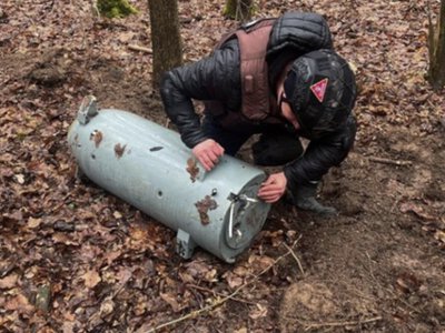 Бойова частина ракети Х-101 впала біля житлових будинків: людей врятувало диво