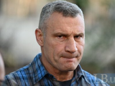 Кличко: жодна понтонна переправа не зможе замінити мости, але варіант їх побудови не виключають