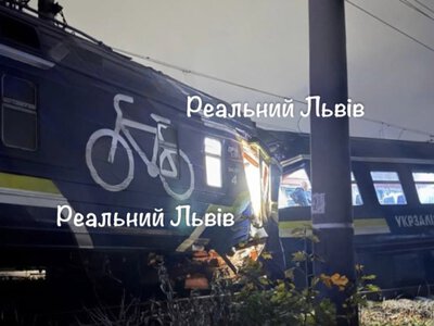 У Львові лоб у лоб зіткнулися два потяги