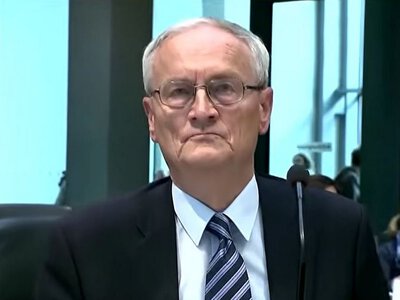 Екс-голова німецької розвідки BND Аугуст Ханнінг затриманий у справі про шпигунство (ВЫДЕО)