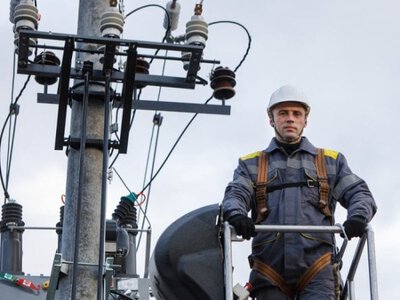 У Києві та семи областях є знеструмлення через обстріли