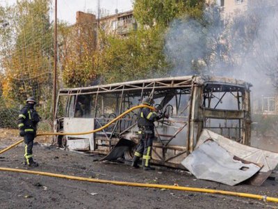 росія вдарила по двох маршрутках: частину загиблих досі не можуть упізнати - моторошні деталі