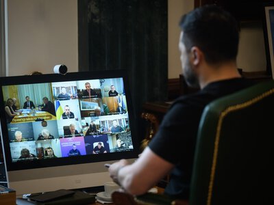 Зеленський повідомив про пошкодження енергомережі через російські обстріли