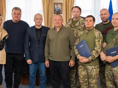 У Дніпрі відзначили захисників і волонтерів до Дня захисників України