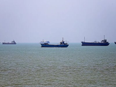 Зарплати моряків зросли в шість разів: аналіз ситуації з танкерами в Ормузькій протоці