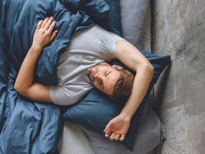 Не 8 годин: учені з'ясували, скільки потрібно спати щодня