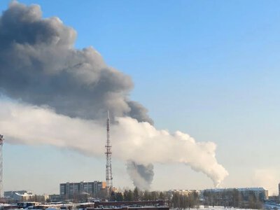 Сили оборони поцілили у два російські НПЗ, які розташовані далеко від кордону України, — Зеленський (відео)