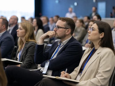 Провідних дослідників вводять в оману фіктивні академічні товариства