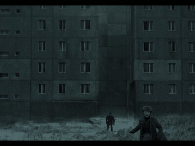 «Залізна завіса»: трилер про професорку, яка випадково стає загрозою для тоталітарної системи