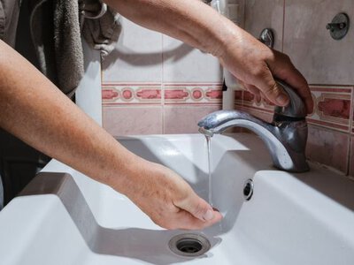 У Києві після атаки РФ виникли перебої з водопостачанням та масштабні знеструмлення
