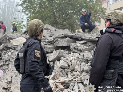 Російська армія завдала масованих ударів по регіонах України: у Запоріжжі 15 загиблих, триває рятувальна операція