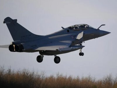 Україна отримає нові Rafale: літаки не братимуть зі складу ВПС Франції