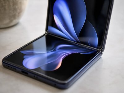 Як уберегти шарнір складаного смартфона від передчасного зношення