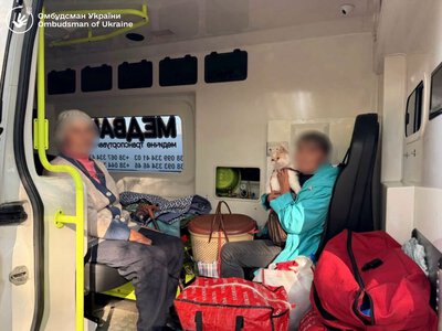 З тимчасово окупованих територій повернули 16 українців: омбудсман розповів дві історії евакуації