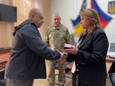 На Черкащині родині полеглого воїна передали орден «За мужність» ІІІ ступеня