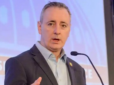 Конгресмени США готують законопроєкт для повної заборони купівлі російської нафти