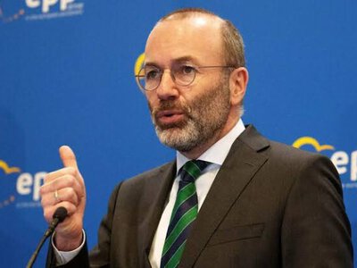 Голова фракції ЄНП Вебер закликав переглянути ізоляцію AfD — Interia