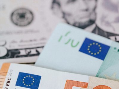 Курс долара 12–17 жовтня: чому експерт очікує посилення тиску на гривню