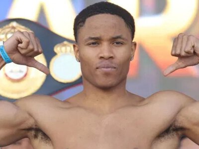 Непереможений боксер здобув титул WBA – піднявся після нокдауна (ВІДЕО)