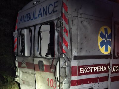 На Сумщині росіяни атакували авто швидкої, травмовані медики