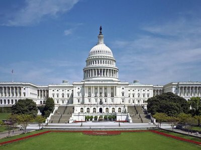 У США спостерігають рекордне падіння рейтингів Трампа та Республіканської партії