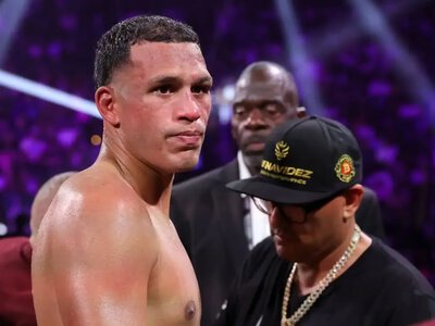 Боксер, з яким вирішив битися Усик, втратив титул чемпіона світу