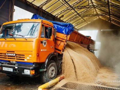 Мінус $500 млн на місяць. Що втрачає Україна через блокаду портів