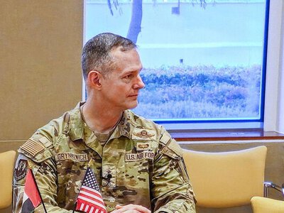Європа має посилити допомогу Україні у відповідь на гібридні атаки Росії, – командувач НАТО