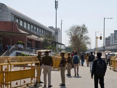 У Делі закрили шість станцій метро перед протестом опозиції — Kathmandu Post
