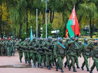 У Білорусі розпочалися спільні з росією та союзниками військові навчання. Будуть тренуватися протидіяти «біологічним загрозам»