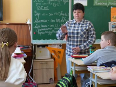 В українських школах з’являться кар’єрні радники: допомагатимуть учням із 7 класу