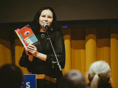 Поетична збірка про війну в Україну отримала міжнародне визнання