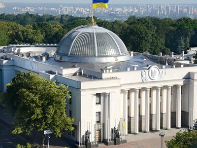 Рада схвалила закон про навчання мовами нацменшин, що знімає вето Угорщини на рух України до ЄС