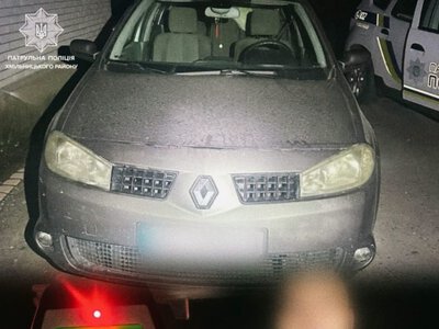 У Хмільницькому районі водій Renault керував автомобілем напідпитку