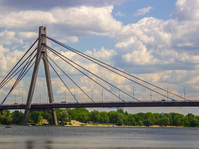 Будівництво альтернативних переправ у Києві може тривати щонайменше рік — Сухомлин