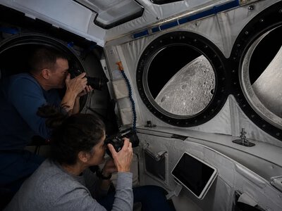 Оприлюднили перші наукові результати місії Artemis II до Місяця