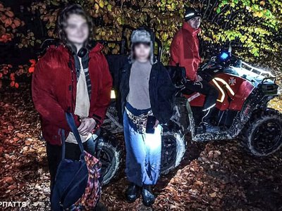 21-річна туристка з Одеси травмувала ногу під час спуску з гори Гимба (ФОТО)