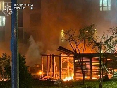 Російський дрон влучив у 25-поверхівку в Києві: двоє загиблих, серед поранених — неповнолітня (фото)