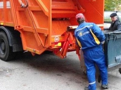 Одесит купив бампер за 200 тис. грн, але залишився без нього через пильних комунальників