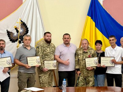 Які виплати для захисників та їхніх родин діють у Чернігові: суми й куди звертатися