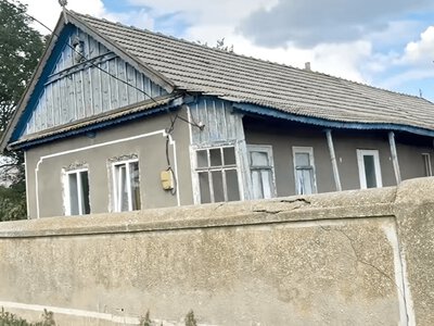 На Одещині виставлено на продаж бюджетний будинок біля моря без газу та води (відео)