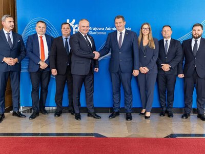 Україна та Польща розробили план для зменшення черг на спільному кордоні