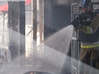 Окупанти знову атакували термінал Нової пошти в Миколаєві: є пошкодження і в громадах області