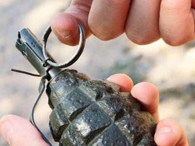 У Кропивницькому чоловік під час спілкування з поліцейськими підірвав гранати та зчинив стрілянину