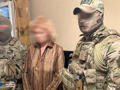 На Дніпропетровщині затримали підозрювану у корегуванні атак по оборонних заводах та волонтерських центрах